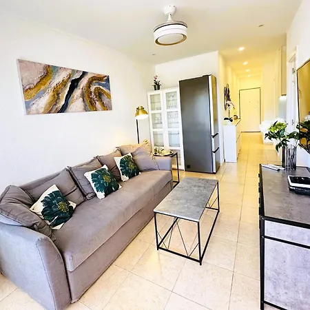 Firstline Costamar *