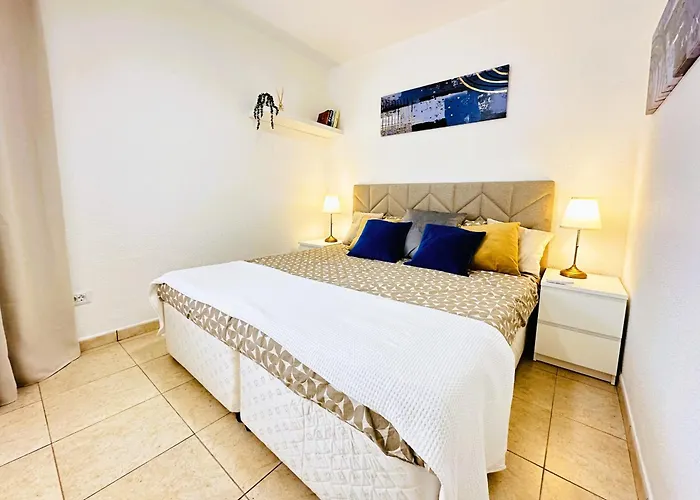 Firstline Costamar * 로스크리스티아노스